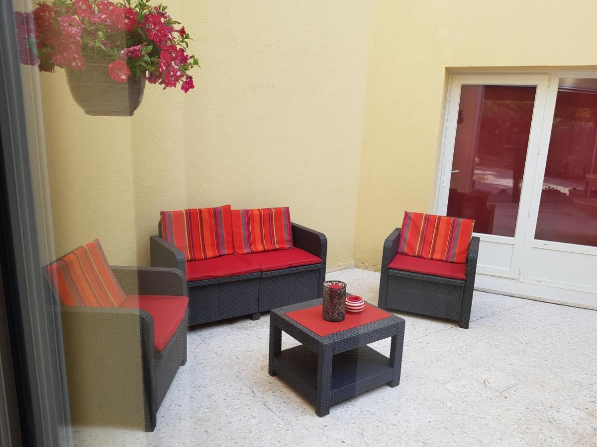 Apartamento Le Patio Sarrians Exterior foto